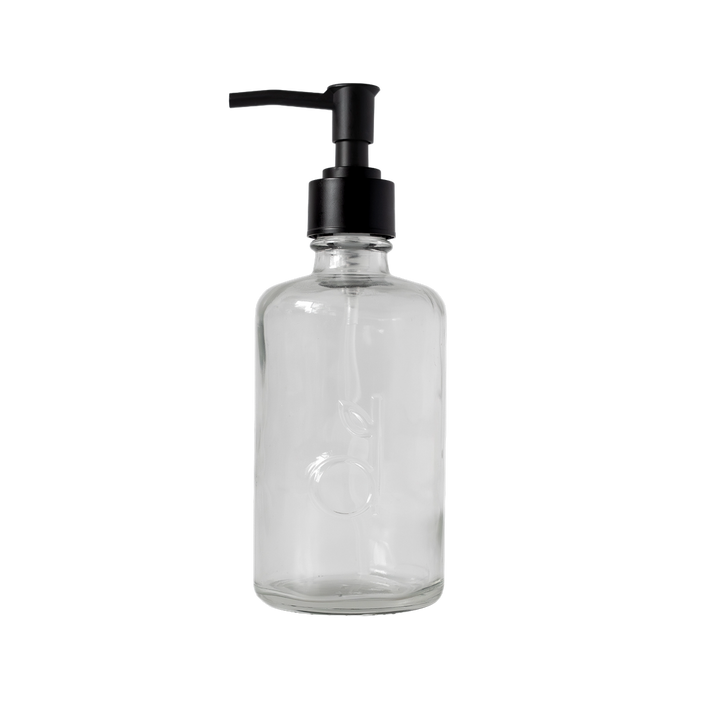 clear dindi glass bottle no background